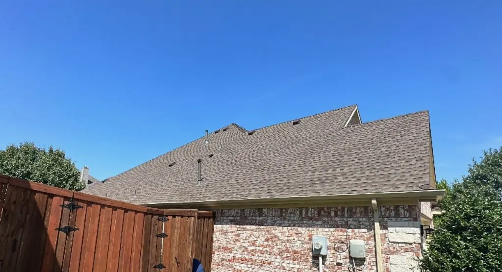 Completed roof replacement project in Muncie
